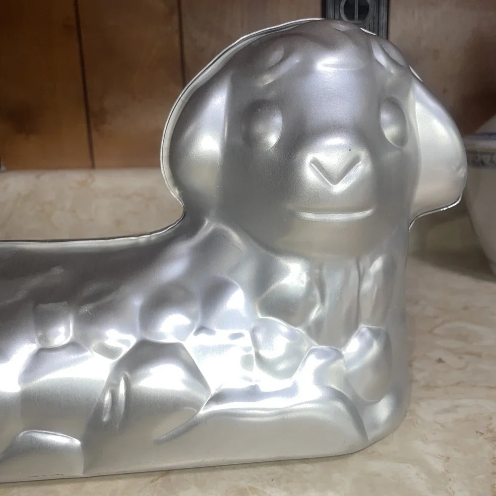 Lamb Cake Mold‎ Two Piece Milton Bakeware